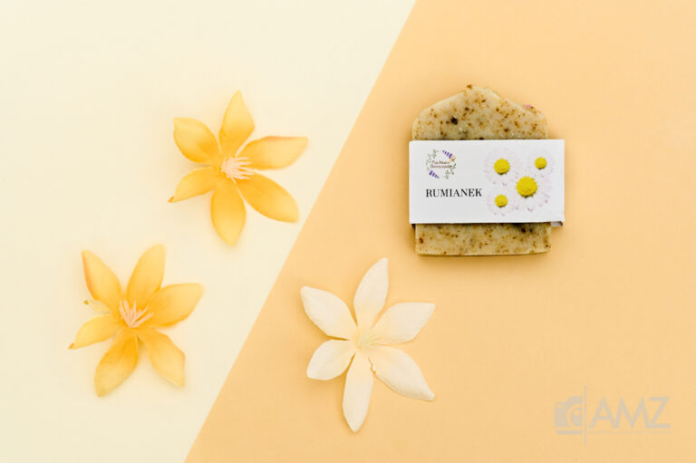 Swiece-mydla-zapachowe-rekodzielo-w-fotografii-produktowej (2)