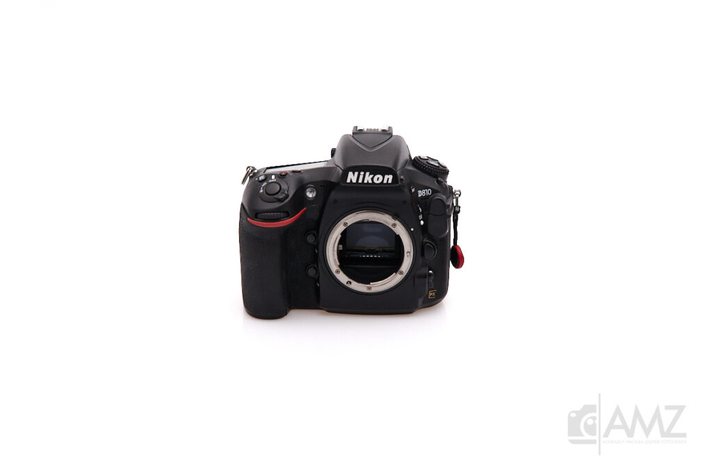 aparat-w-sesji-produktowej-typu-packshot (3)