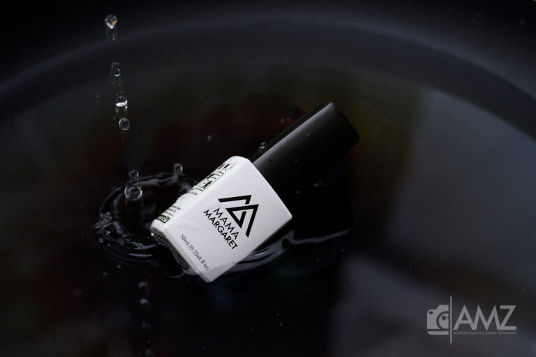 lakier-do-paznokci-w-nietypowym-wydaniu-sesja-w-wodzie (3)